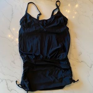⚫️Athleta Tankini w/ Built-in Bra and Ruched Bottom⚫️